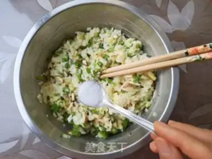 Make Rice mushroom pot step 4