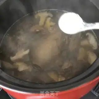 Make A mushroom stew pigeon step 9