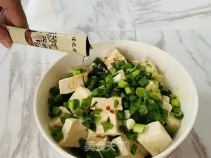 Make Pyramid onion tofu step 2