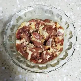 Make Meatloaf step 1
