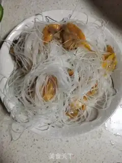 Make A fan of golden mushrooms step 1