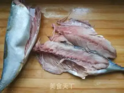 Make A fish dumpling step 2