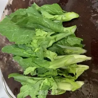 Make Chouzhou beefball powder soup step 1