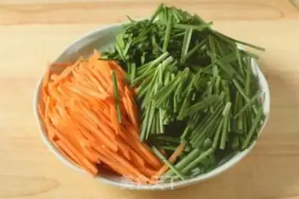 Make Three Spring Rolls step 0