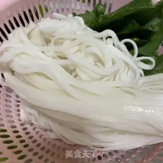 Make Chouzhou beefball powder soup step 2