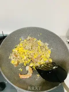 Make Quail shrimp fried rice step 5