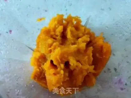 Make Pumpkin rolls step 0