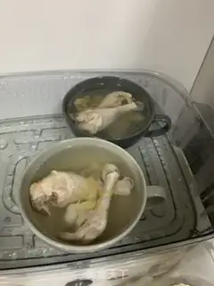 Make Chicken-legged fin soup step 4