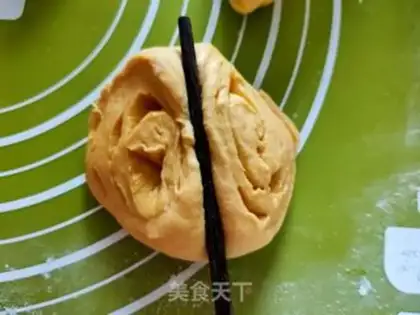 Make Pumpkin rolls step 14