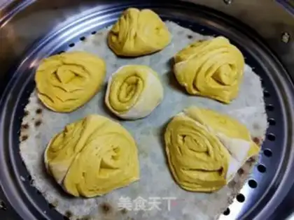 Make Pumpkin rolls step 17
