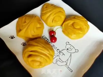Make Pumpkin rolls step 21
