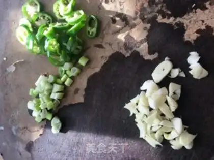 Make Seafood fried step 2