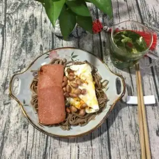 Make Ham egg noodles step 6