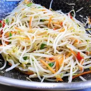 Make Jealousy bean sprouts step 8