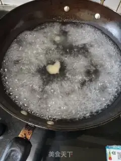 Make Hands on egg noodles step 3
