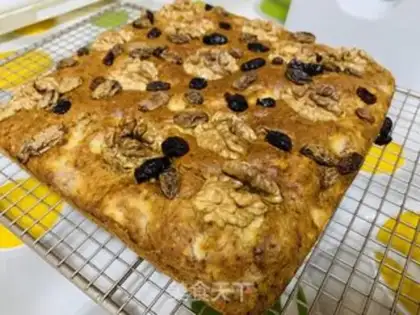 Make Banana walnut cake step 12