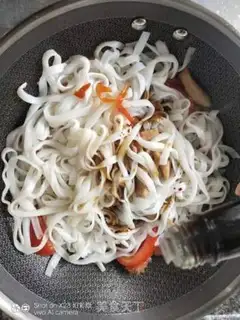 Make Tomato powder step 7