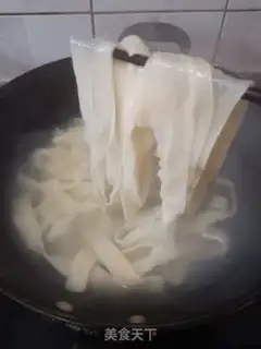 Make Hands on egg noodles step 10