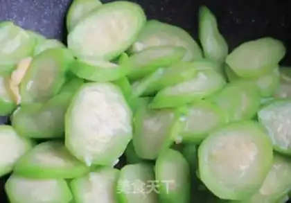 Make Egg shrimp fried silk step 3