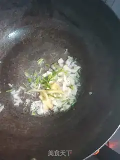 Make Garlic cabbage step 1