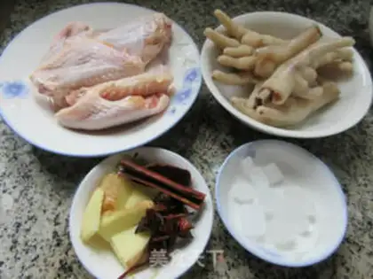 Make The chicken claws of the sauce step 0