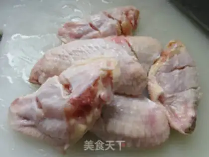 Make The chicken claws of the sauce step 1