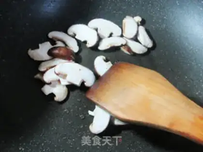 Make Fry mushrooms step 4