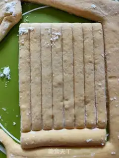 Make caterpillar roll step 16
