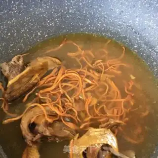 Make Soup noodle for the caterpillar step 1
