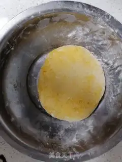 Make Pumpkin rolls step 0