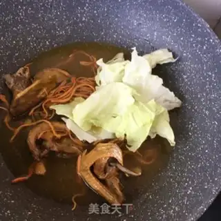 Make Soup noodle for the caterpillar step 3