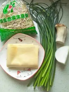 Make Dried tofu sprouts and sprouts step 0