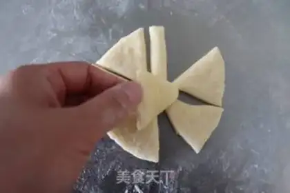 Make Butterflies on bread step 10