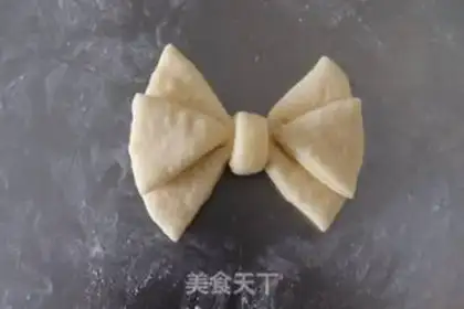Make Butterflies on bread step 11