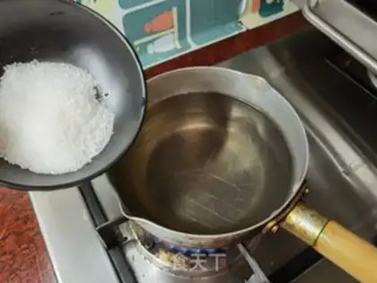 Make Orange ice cream crystal powder step 1