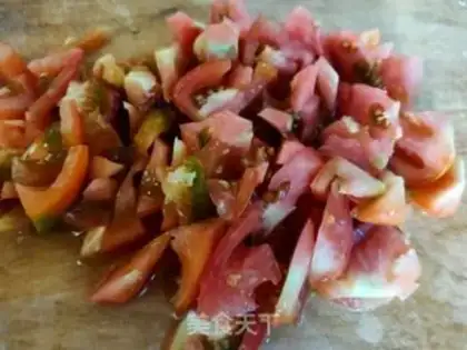 Make Tomato eggs onions step 2