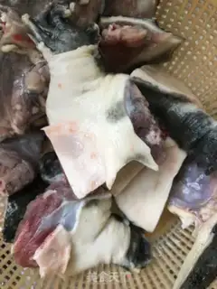 Make The nails burn their ribs step 2