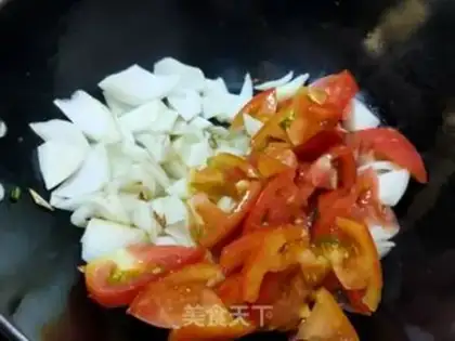 Make Tomato eggs onions step 4
