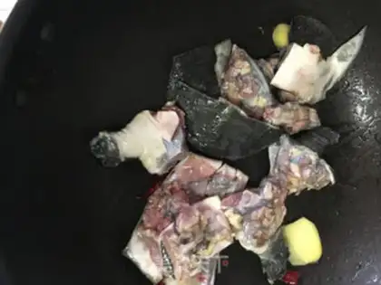 Make The nails burn their ribs step 4