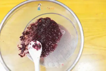 Make Blueberry lollipop step 2