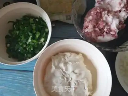 Make Pork sour dumplings step 0