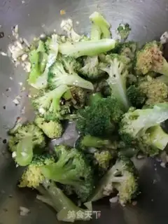 Make Garlic and broccoli step 2
