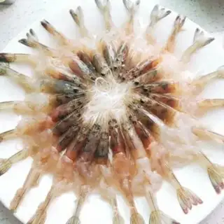 Make Shrimp Steam Fan step 7