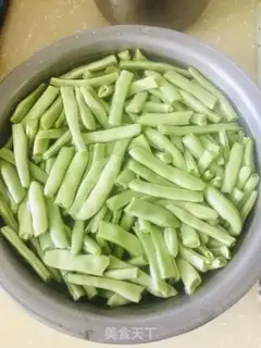 Make Bean-fruit step 1