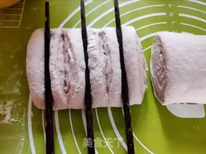 Make Chip rolls step 20