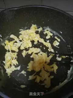 Make Egg sauce and rice powder step 5