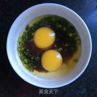 Make Onions, oil, eggs step 4