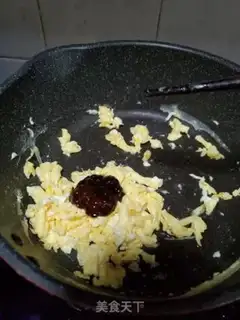 Make Egg sauce and rice powder step 6