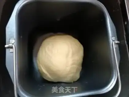 Make Red sugar walnut bag step 4