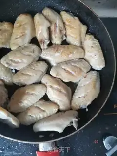 Make The red chicken wings step 4